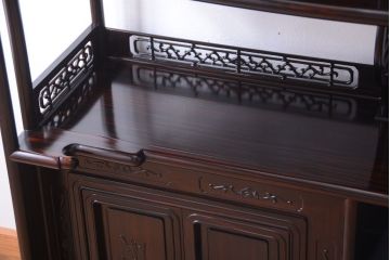 中古　民芸家具　唐木縞黒檀　美しい意匠の上品な高級飾り棚