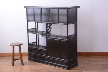 中古　民芸家具　唐木縞黒檀　美しい意匠の上品な高級飾り棚