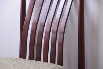 レトロ家具　和製アンティーク　レトロで上品なデザインの古いチェア(2)