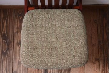 レトロ家具　和製アンティーク　レトロで上品なデザインの古いチェア(2)