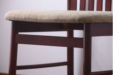 レトロ家具　和製アンティーク　レトロで上品なデザインの古いチェア(2)