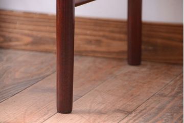 レトロ家具　和製アンティーク　レトロで上品なデザインの古いチェア(2)