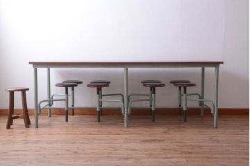 ラフジュ工房オリジナル 8脚格納スツール付き机(テーブル・作業台)