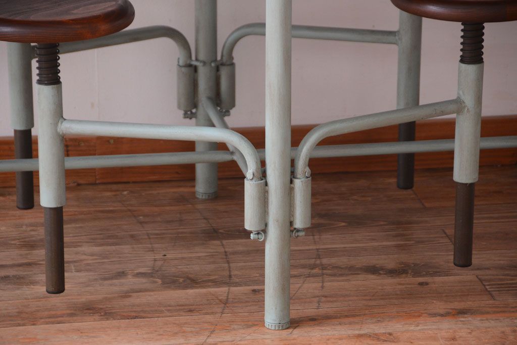 ラフジュ工房オリジナル 8脚格納スツール付き机(テーブル・作業台)