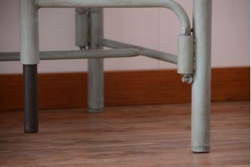 ラフジュ工房オリジナル 8脚格納スツール付き机(テーブル・作業台)