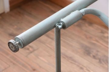 ラフジュ工房オリジナル 8脚格納スツール付き机(テーブル・作業台)