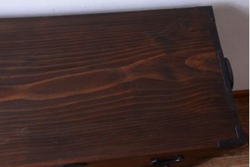 アンティーク家具　古民具・骨董　明治〜大正期　一本物!厚手金具のアンティーク衣装箪笥(2)