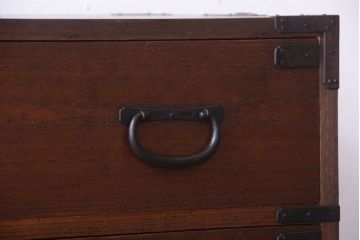 アンティーク家具　古民具・骨董　明治〜大正期　一本物!厚手金具のアンティーク衣装箪笥(2)