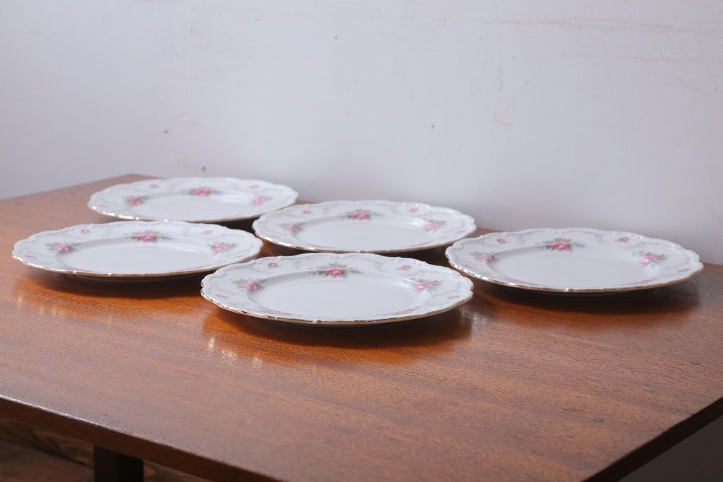 アンティーク雑貨　イギリス　Royal Albert(ロイヤルアルバート)　Tranquillity(トランキュリティ)シリーズ　ディナープレート5枚(洋食器)