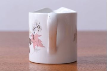 イギリスビンテージ　MYOTT(ミヨット)　Pineconesシリーズ　ティーポット・クリーマー2点(洋食器)