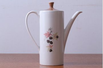 イギリスビンテージ　MYOTT(ミヨット)　Pineconesシリーズ　ティーポット・クリーマー2点(洋食器)