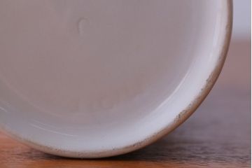 イギリスビンテージ　MYOTT(ミヨット)　Pineconesシリーズ　ティーポット・クリーマー2点(洋食器)