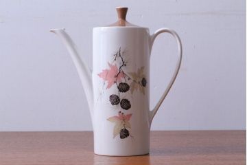 イギリスビンテージ　MYOTT(ミヨット)　Pineconesシリーズ　ティーポット・クリーマー2点(洋食器)