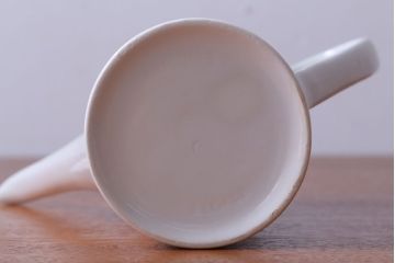 イギリスビンテージ　MYOTT(ミヨット)　Pineconesシリーズ　ティーポット・クリーマー2点(洋食器)