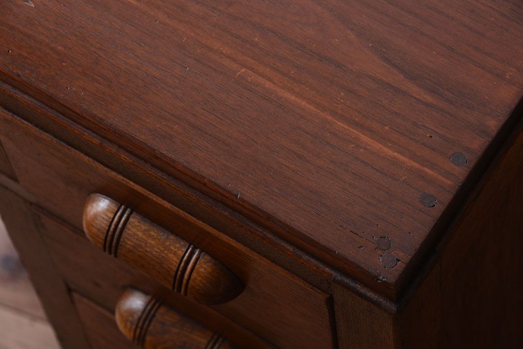 レトロ家具　和製アンティーク　小ぶりで可愛いレトロな木製デスク(片袖机)