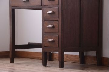 レトロ家具　和製アンティーク　小ぶりで可愛いレトロな木製デスク(片袖机)