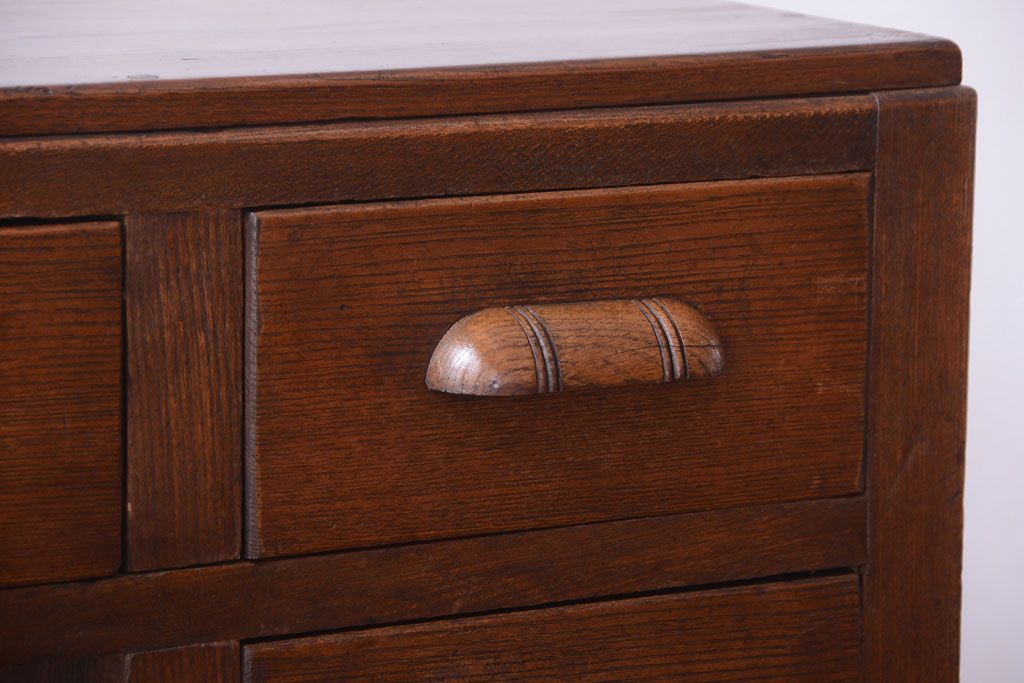 レトロ家具　和製アンティーク　小ぶりで可愛いレトロな木製デスク(片袖机)