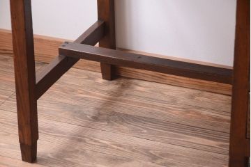 レトロ家具　和製アンティーク　小ぶりで可愛いレトロな木製デスク(片袖机)