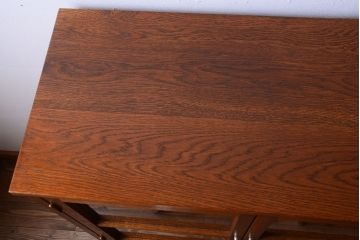 レトロ家具　昭和レトロ　古い木製の高脚付きアンティークキャビネット(収納棚)