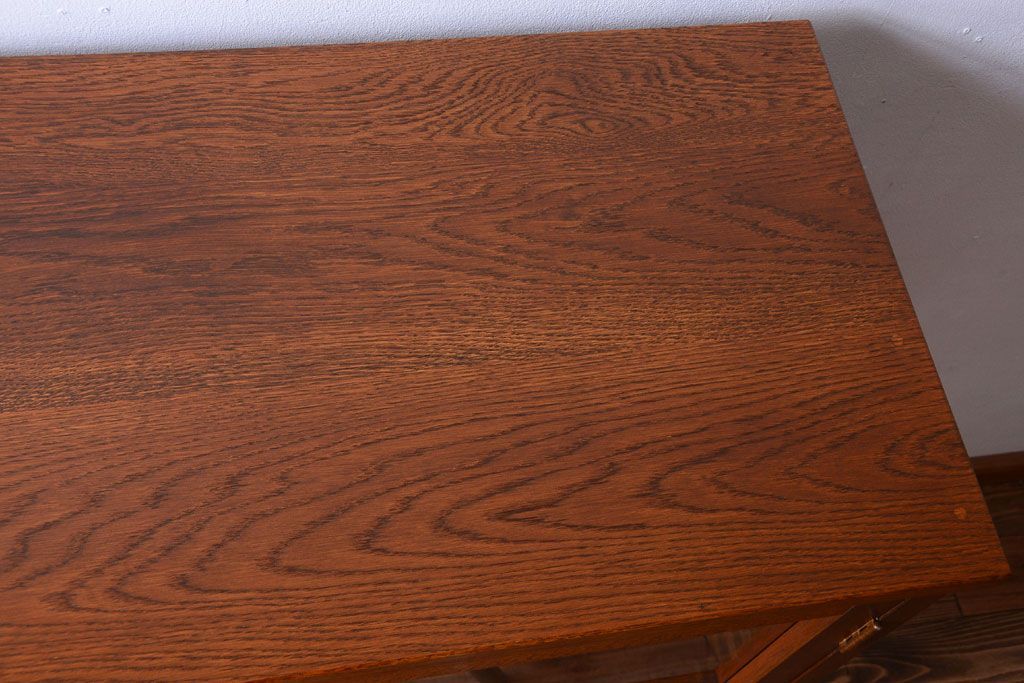 レトロ家具　昭和レトロ　古い木製の高脚付きアンティークキャビネット(収納棚)