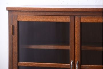 レトロ家具　昭和レトロ　古い木製の高脚付きアンティークキャビネット(収納棚)