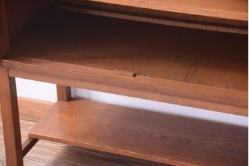 レトロ家具　昭和レトロ　古い木製の高脚付きアンティークキャビネット(収納棚)