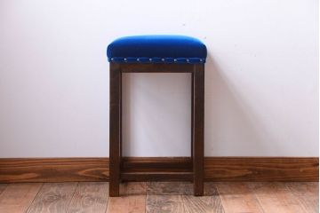 レトロ家具　和製アンティーク　古い木のレトロなクッション座面角スツール(2)