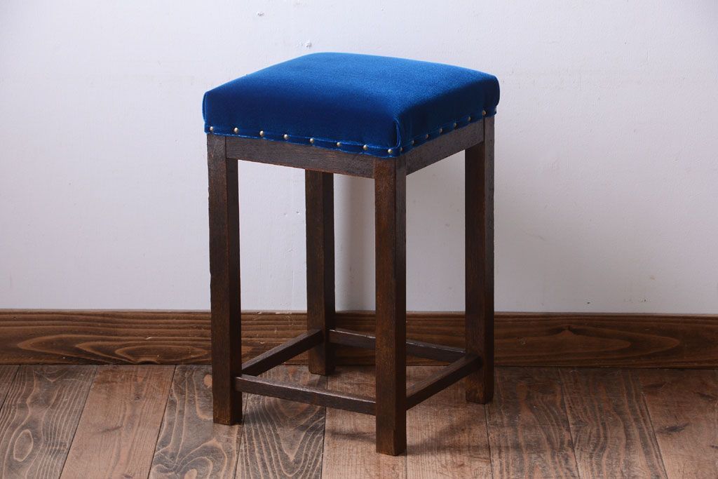 レトロ家具　和製アンティーク　古い木のレトロなクッション座面角スツール(2)