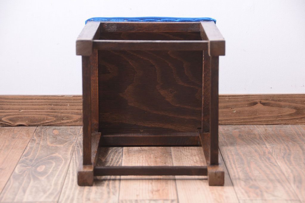 レトロ家具　和製アンティーク　古い木のレトロなクッション座面角スツール(2)