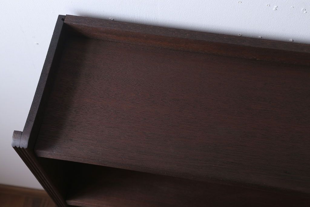 アンティーク家具　和製アンティーク シンプルでシックな古いブックシェルフ(本棚)