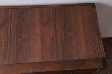 アンティーク家具　和製アンティーク　古い木のシンプルな衣装箪笥