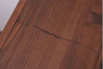 アンティーク家具　和製アンティーク　古い木のシンプルな衣装箪笥