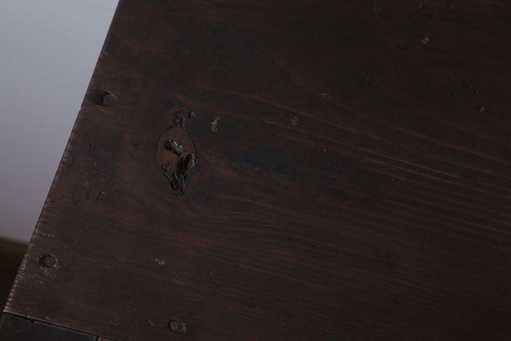 アンティーク家具　古民具・骨董　珍品!上品な金具付きの古い木製金庫箪笥