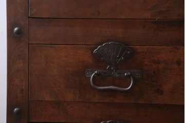 アンティーク家具　古民具・骨董　珍品!上品な金具付きの古い木製金庫箪笥