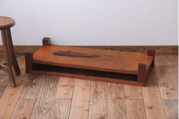 アンティーク雑貨　和製アンティーク　黒柿材!古い木製の置床