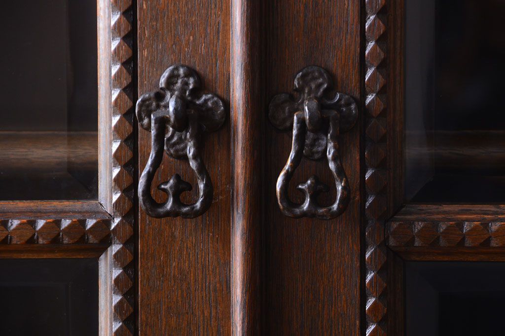 中古　高級品!永田良介商店製　優雅なカップボード(食器棚・収納棚)