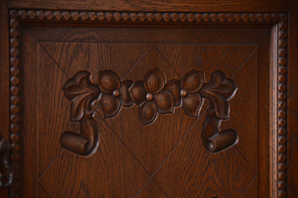 中古　高級品!永田良介商店製　優雅なカップボード(食器棚・収納棚)