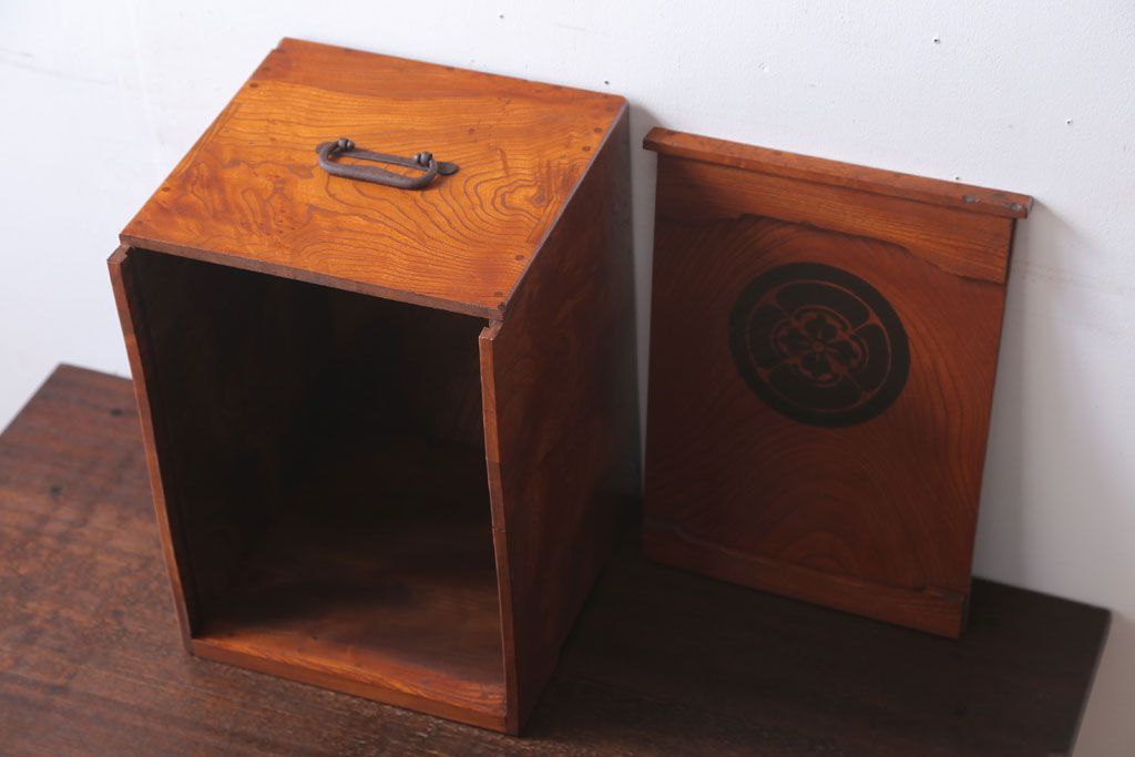 アンティーク雑貨　古民具・骨董　総欅材!アンティーク時代箱