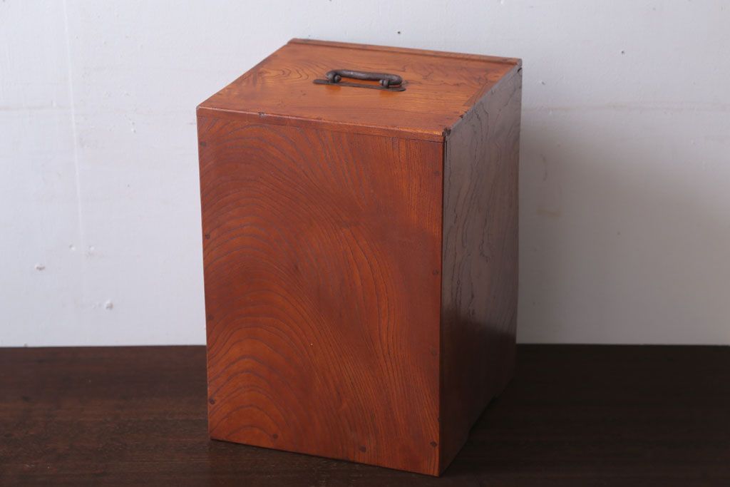 アンティーク雑貨　古民具・骨董　総欅材!アンティーク時代箱