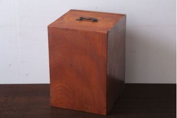 アンティーク雑貨　古民具・骨董　総欅材!アンティーク時代箱