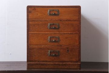 レトロ家具　昭和レトロ　ネームプレート取っ手付き!ナラ材の4杯小引き出し(2)