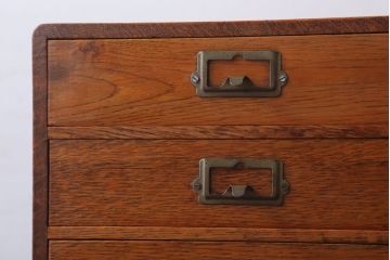 レトロ家具　昭和レトロ　ネームプレート取っ手付き!ナラ材の4杯小引き出し(2)