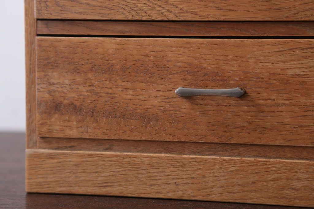 レトロ家具　昭和レトロ　古いナラ材のアンティーク小引き出し(3)
