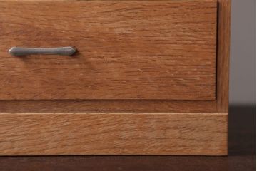 レトロ家具　昭和レトロ　古いナラ材のアンティーク小引き出し(3)