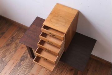 レトロ家具　昭和レトロ　古いナラ材のアンティーク小引き出し(2)