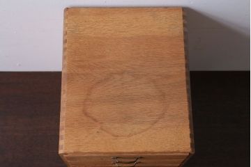 レトロ家具　昭和レトロ　古いナラ材のアンティーク小引き出し(2)