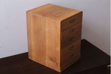 レトロ家具　昭和レトロ　古いナラ材のアンティーク小引き出し(2)