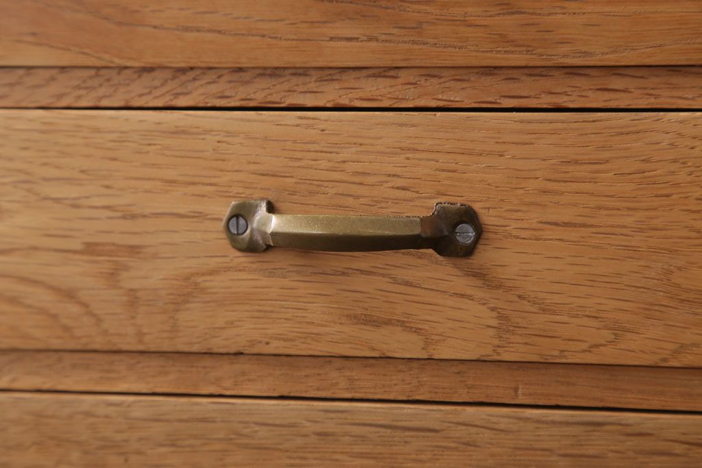 レトロ家具　昭和レトロ　古いナラ材のアンティーク小引き出し(2)