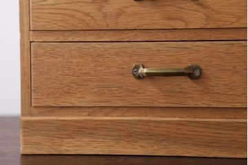 レトロ家具　昭和レトロ　古いナラ材のアンティーク小引き出し(2)