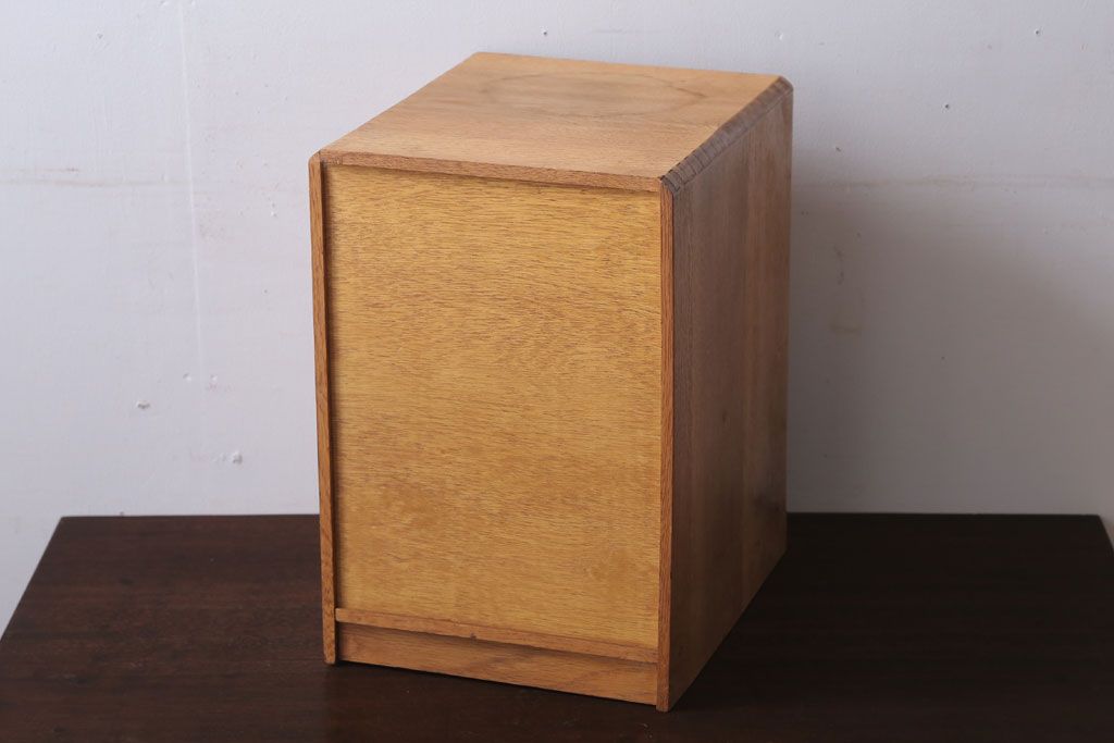 レトロ家具　昭和レトロ　古いナラ材のアンティーク小引き出し(2)